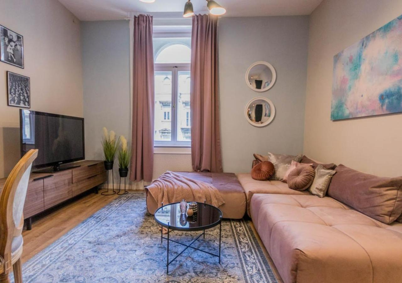 Budapest True Gem Downtown Next To Synagogue And Gozsdu Garden Area المظهر الخارجي الصورة